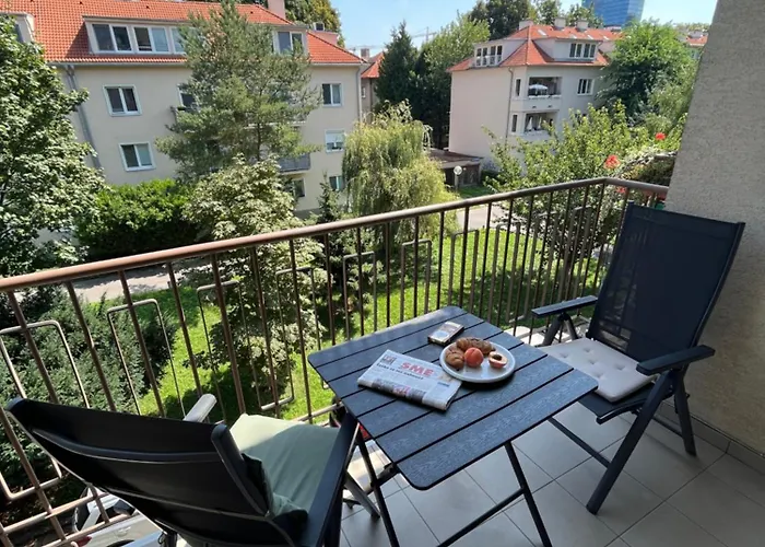 2br Near Nivy & Center דירה