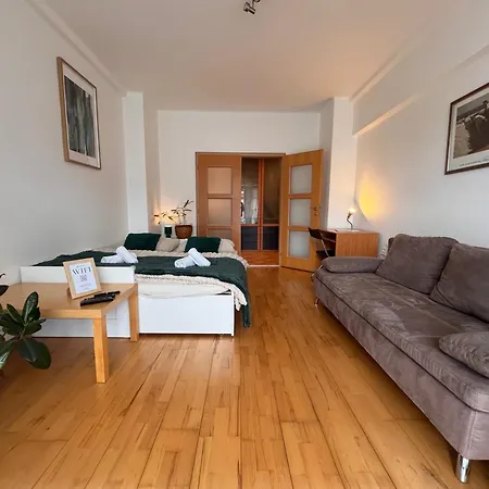 Apartment 2br Near Nivy & Center *