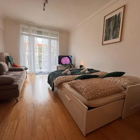 2br Near Nivy & Center براتسيلافا